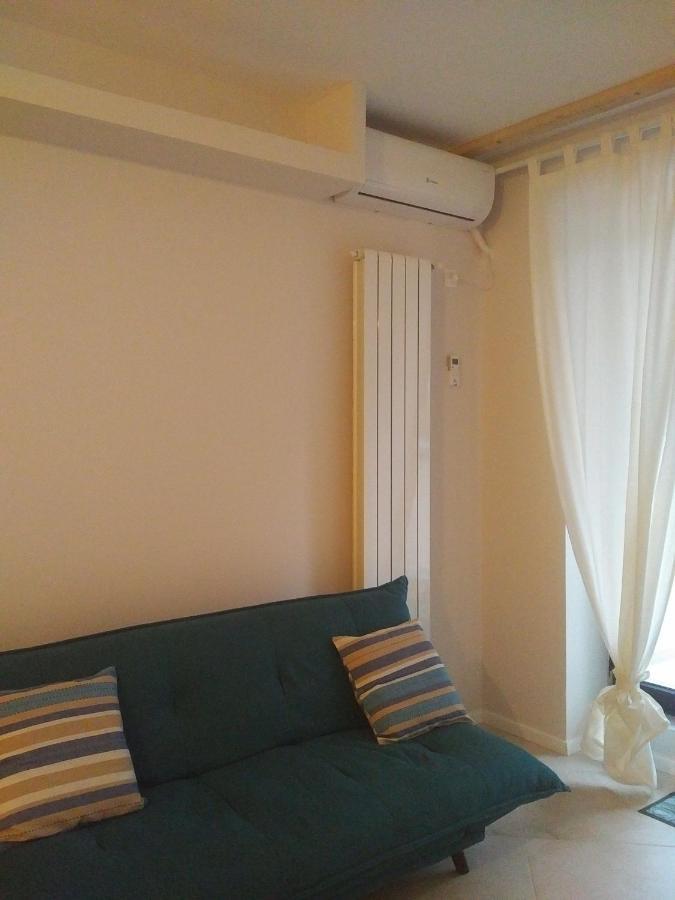 דירות בוקרשט Marina Central Sunshine Studio מראה חיצוני תמונה